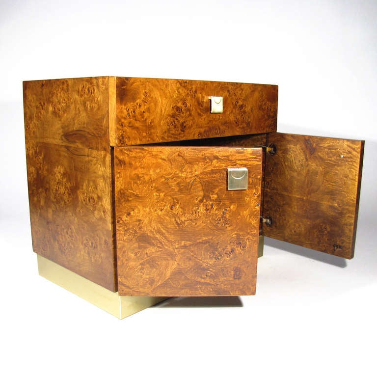 Milo Baughman Chests In Excellent Condition For Sale In Baltimore, MD