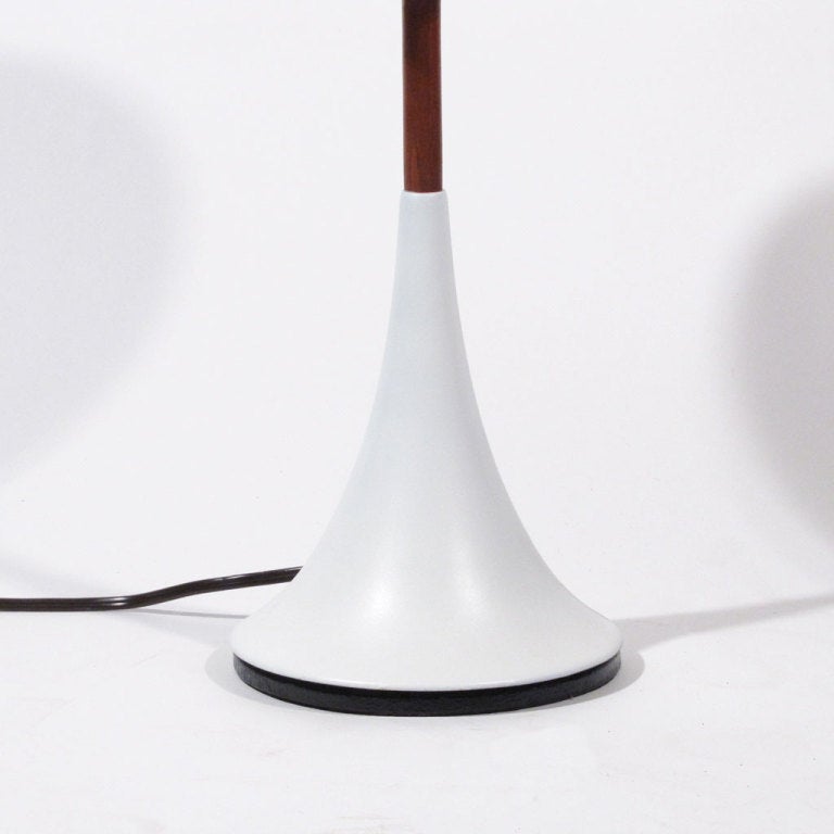 Saarinen Style Table Lamp In Excellent Condition In Baltimore, MD