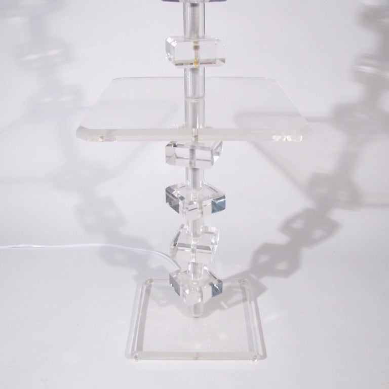 Cube Lucite Floor Lamp In Excellent Condition For Sale In Baltimore, MD