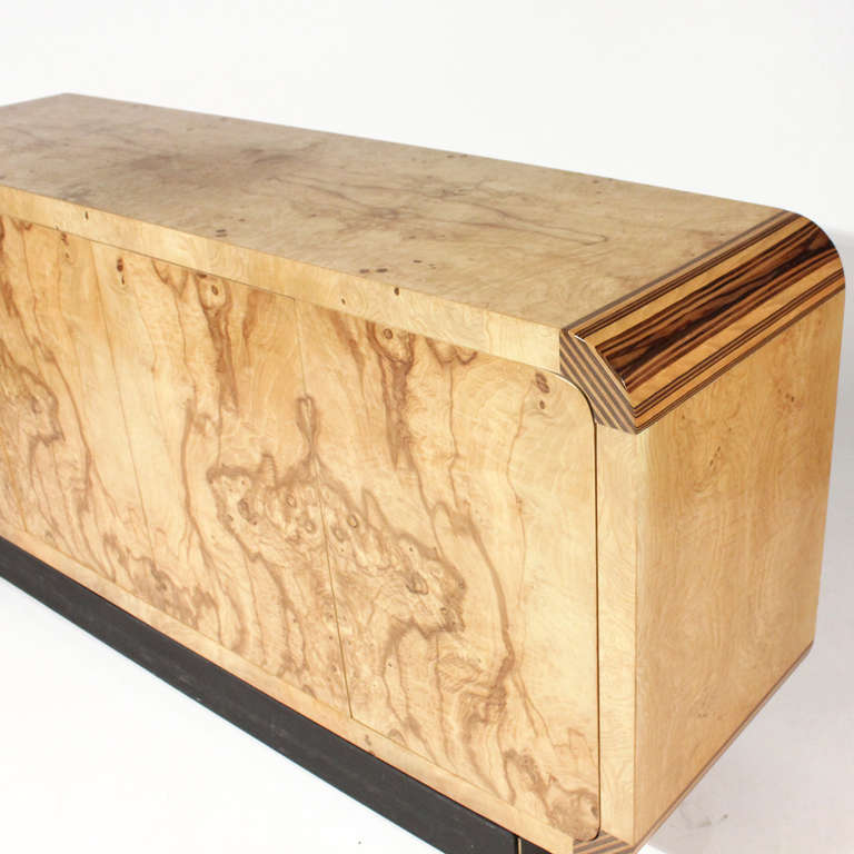 Mid-Century Modern Burled Olive Wood Henredon Buffet Cabinet For Sale