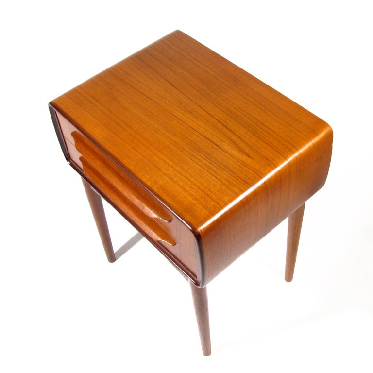 Scandinavian Modern Johannes Andersen Stand