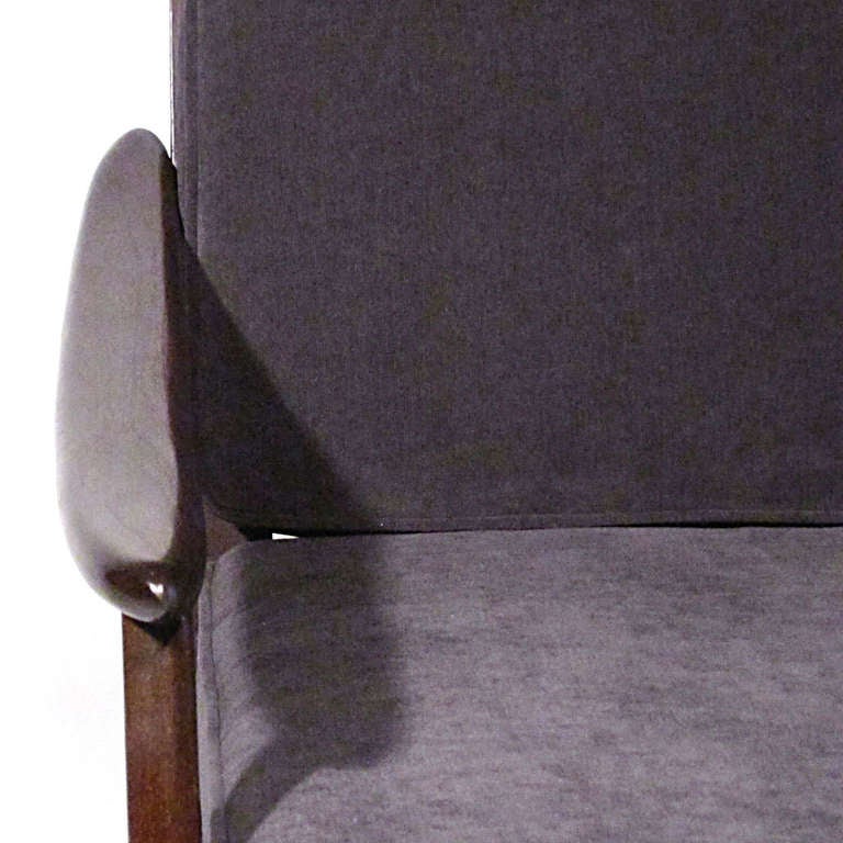 Mid-Century Lounge Chairs 3