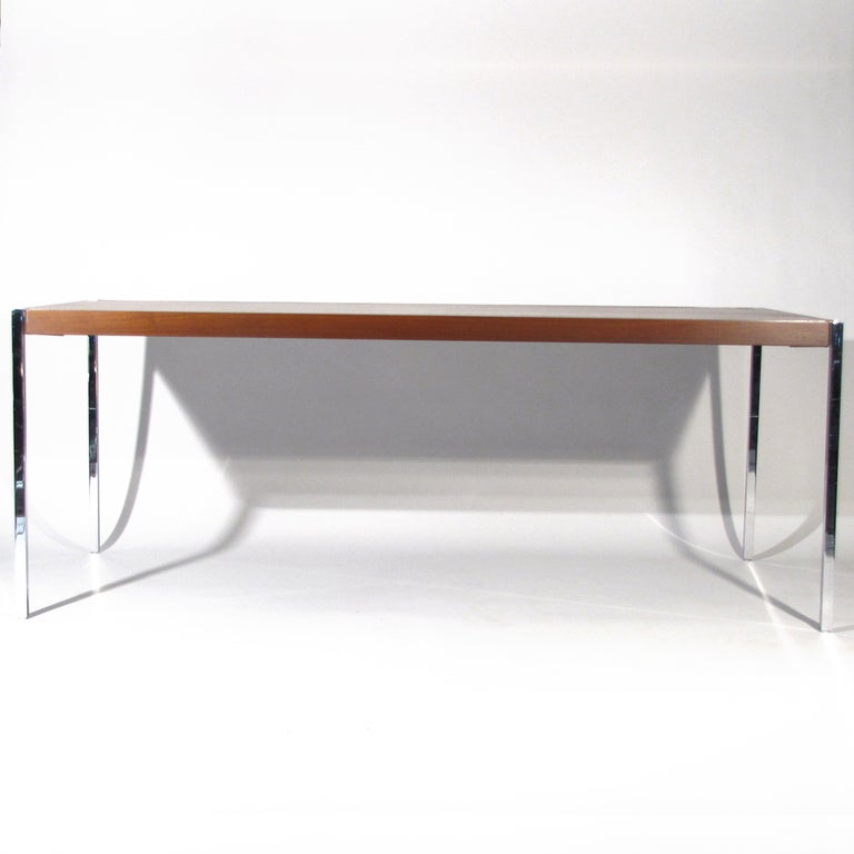 Mid-Century Modern Richard Schultz Table For Sale