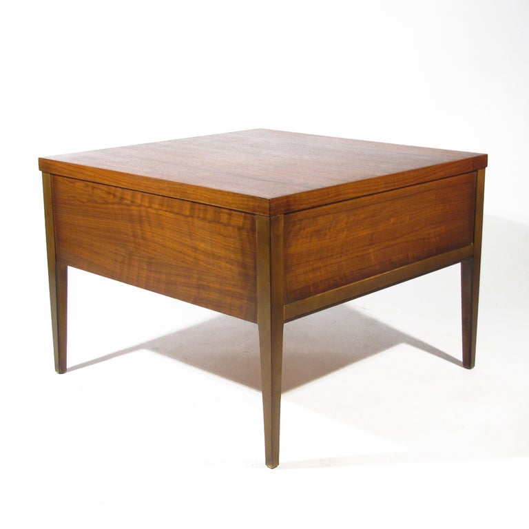 Mid-Century Modern Mid-Century Table For Sale