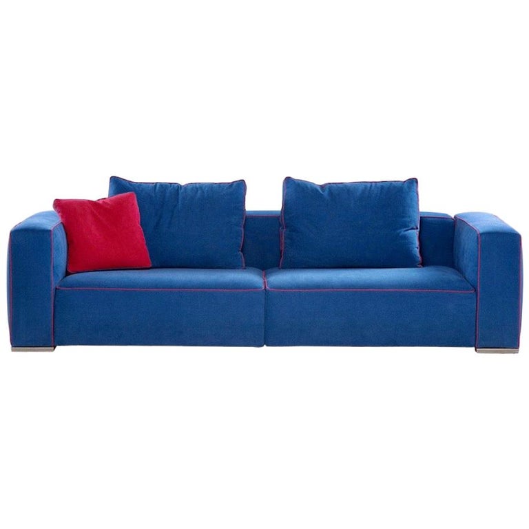 Modern Italian Tailor Made Sofa Handmade In Italy For At 1stdibs Modern Italian Tailor Made Sofa Handmade In Italy For