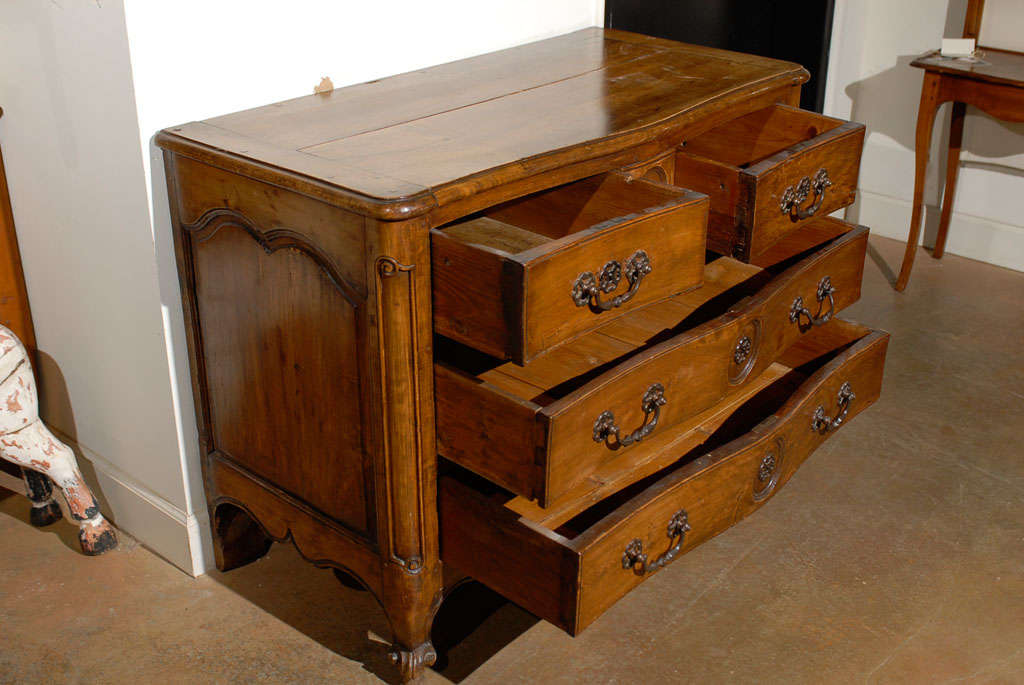 French Louis XV Period 18th Century Walnut Four-Drawer Commode with Star Motif 1