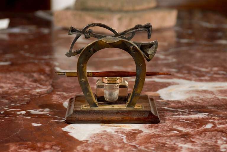 English Edwardian Period 1900s Inkwell with Brass Equestrian Motifs and Base For Sale 3