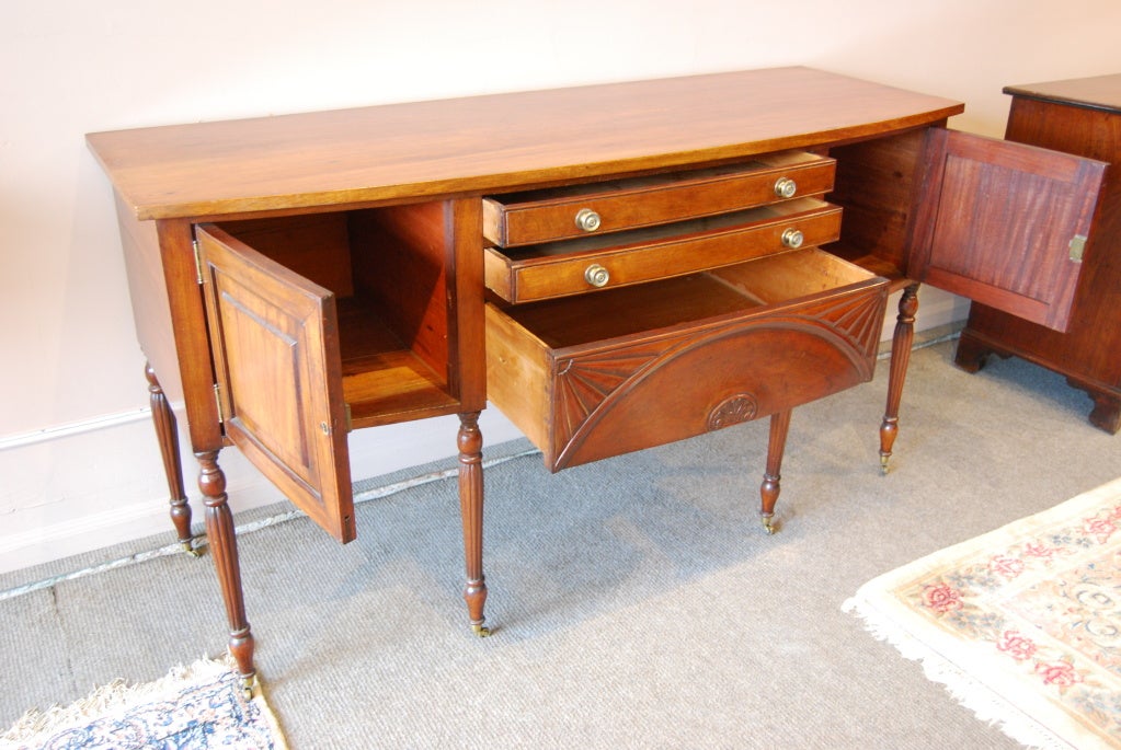 19th Century Mahogany Canadian sideboard For Sale