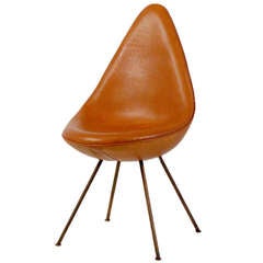 Rare Drop Chair Made by Arne Jacobsen for the SAS Hotel in Copenhagen