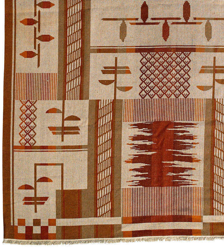 Rare and unique big carpet.
Karlstad spin and väferi, art deco, signed KSV, with geometric patterns, approximately 400x300 cm.
Very good condition.

HISTORY: Karlstad Spinnerivägen & Textiles Ltd., was started by a Norwegian entrepreneur, Gustav