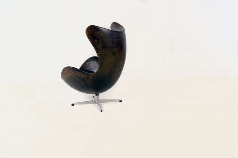 Rare First Edition Egg Chair, Arne Jacosen, Fritz Hansen, 1958 In Good Condition For Sale In Sittard, NL