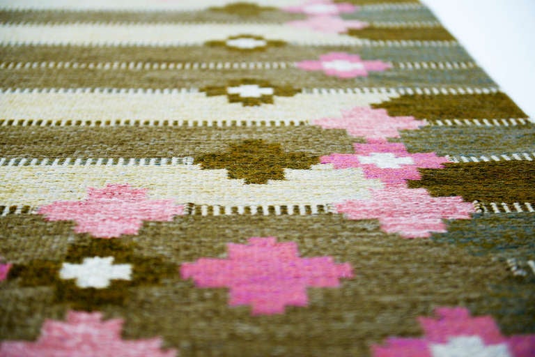 Mid-20th Century Beautiful rare swedish handwoven carpet by Anne Marie Boberg.