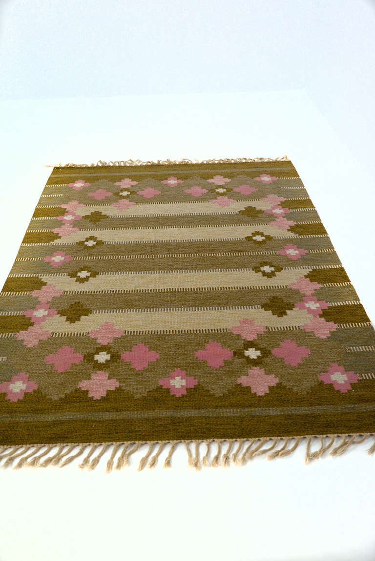 Beautiful rare swedish handwoven carpet by Anne Marie Boberg. 4