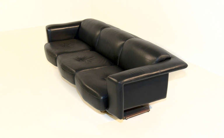 Very rare Finnish Prisma sofa by Voitto Haapalainen In Good Condition For Sale In Sittard, NL