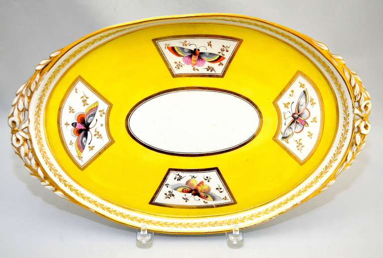 Yellow Ground English Porcelain Solitaire Set