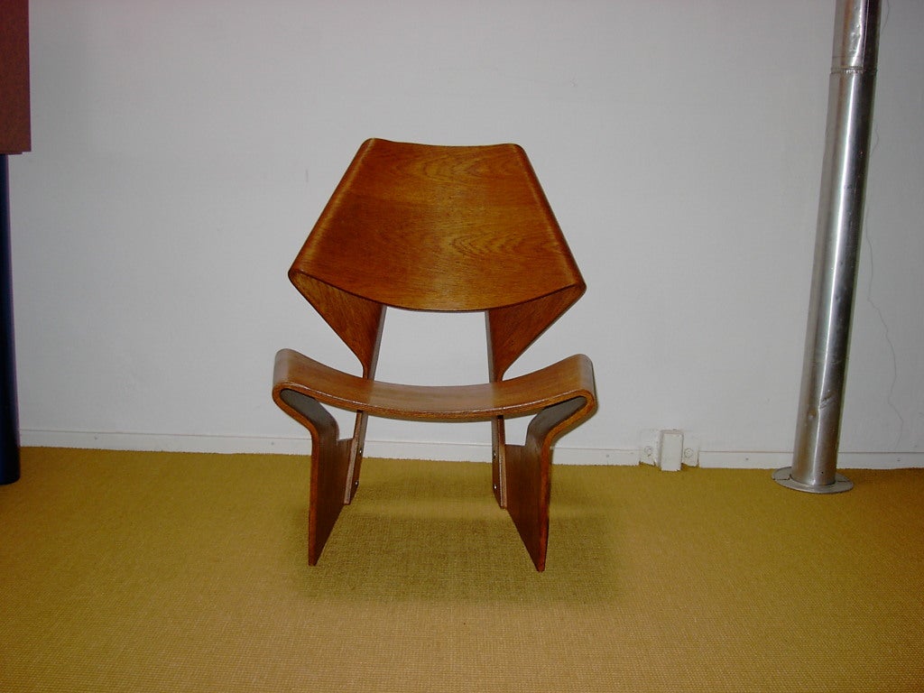 This chair received first price in the future competition. A protoype made earlyer was unfortunatly lost when the P. Jeppessens company burned. This chair establshed Grete Jalk as a designer of renown. This excellent laminated chair was intended for