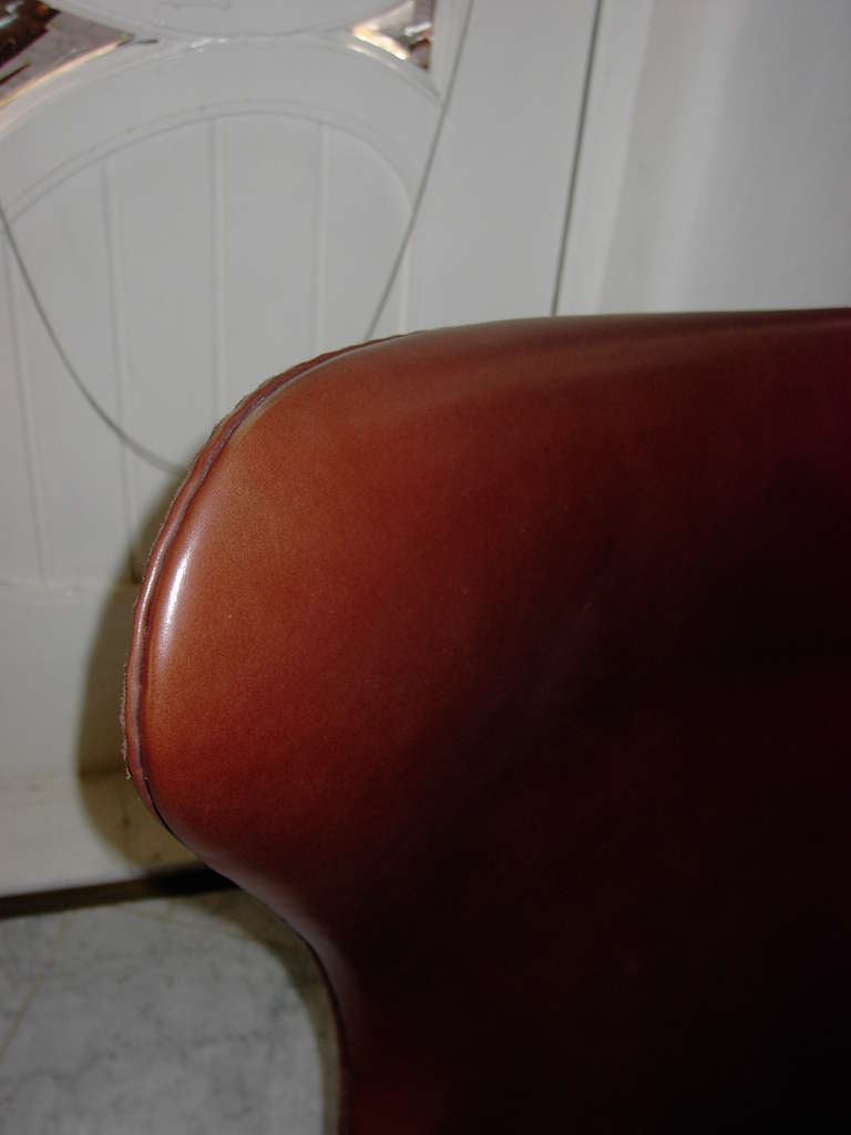Scandinavian Modern Limited Golden Egg chair by Arne Jacobsen for Fritz Hansen
