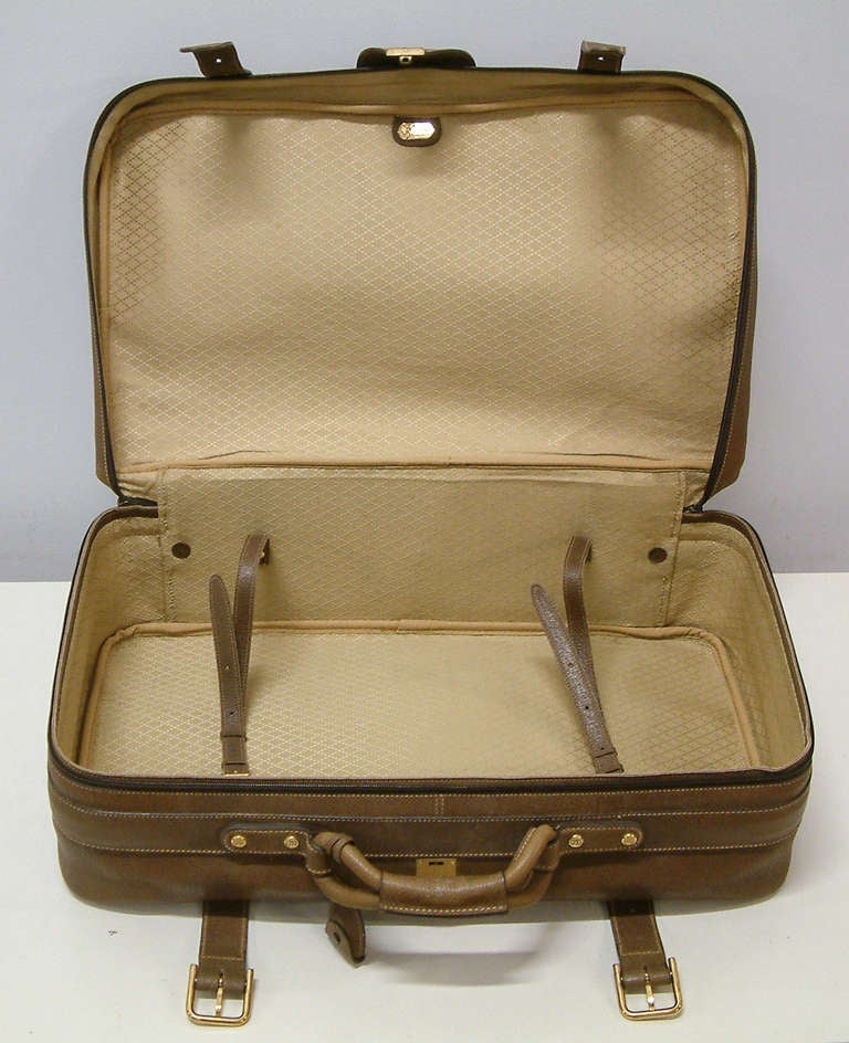 Gucci Leather and Fabric Suitcase with Brass Insignia circa 1970 1