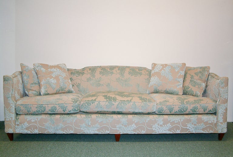 Custom Henredon Sofa at 1stDibs