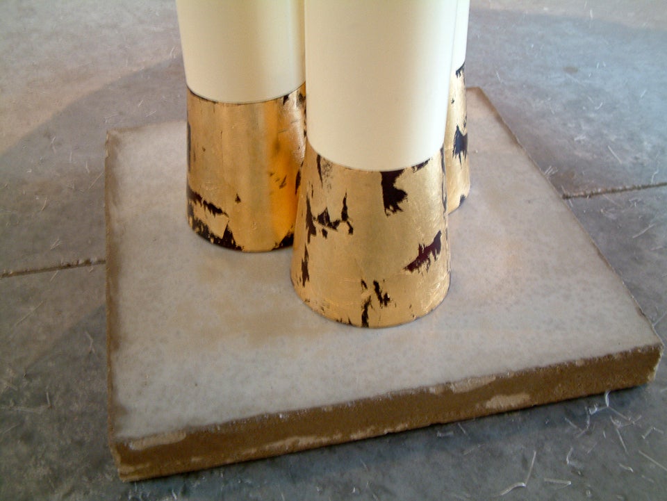 Carmen Spera Pedestal Table In Good Condition For Sale In Richmond, VA