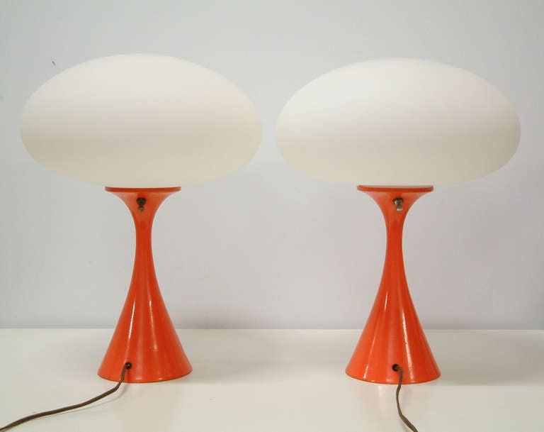 Pair of Orange Laurel Mushroom Lamps, circa 1960 For Sale 1