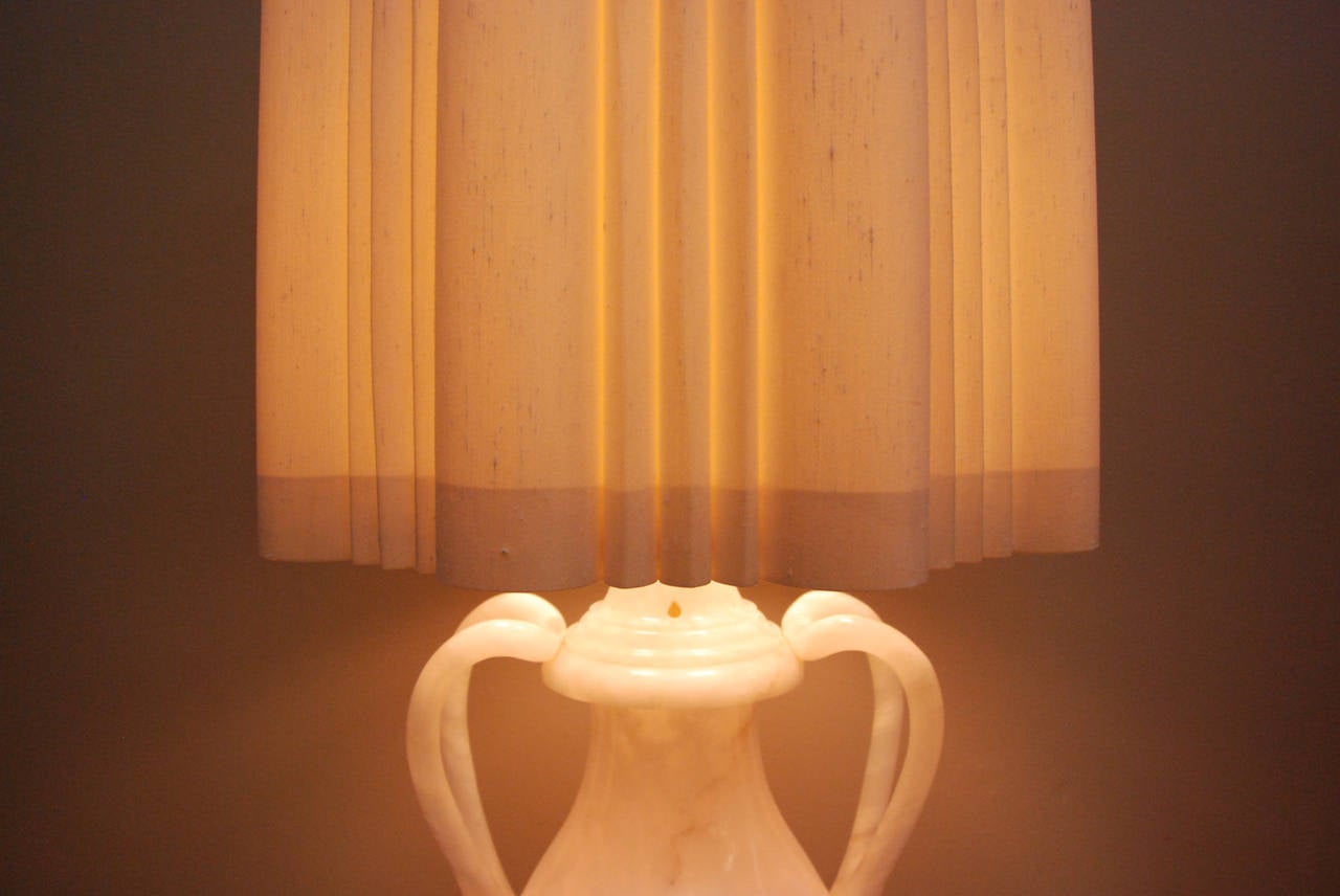 Monumental Hand-Carved Hollywood Regency Italian Alabaster Lamp, circa 1950 For Sale 2