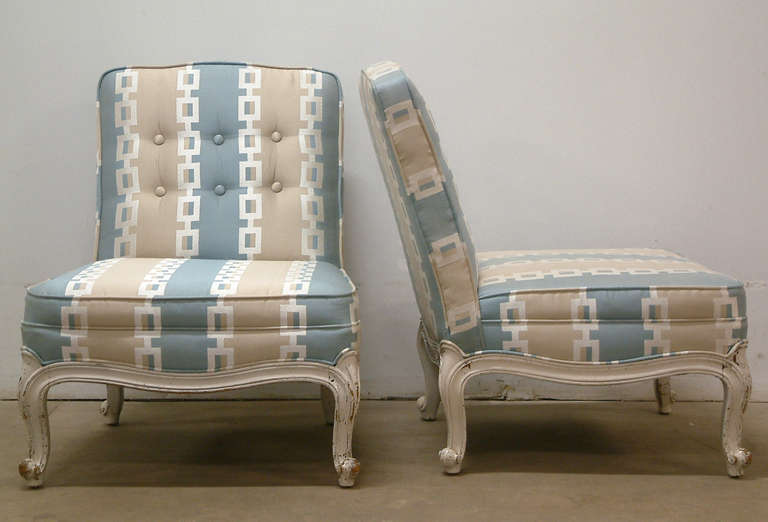 American Pair of Drexel French Provincial Boudoir Chairs, circa 1950 For Sale