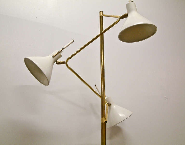 Lightolier Pivotal Shade Floor Lamp In Good Condition For Sale In Richmond, VA
