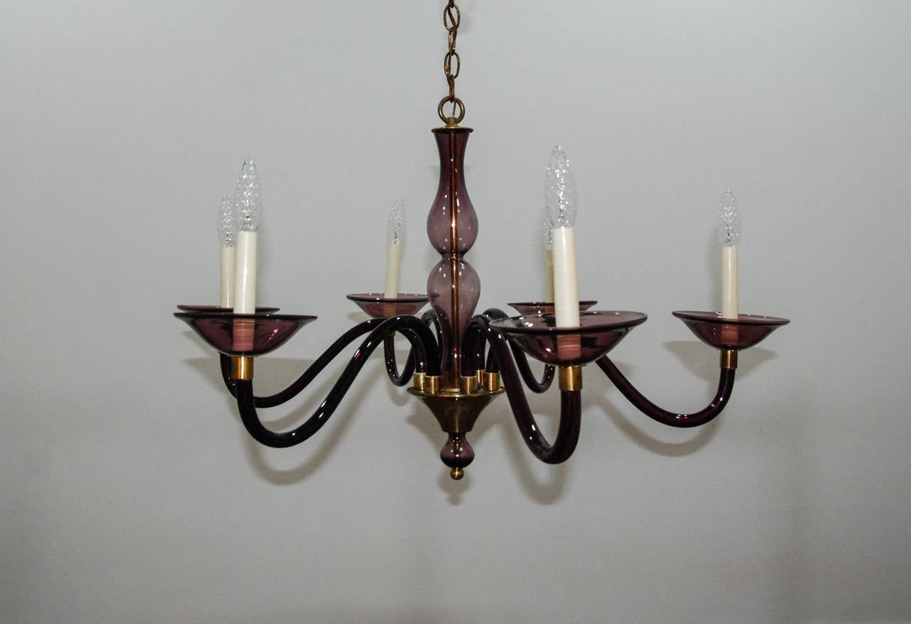 Mid-Century Modern Purple Murano Glass and Brass Chandelier in the Style of Pauly and Cie, 1950s For Sale