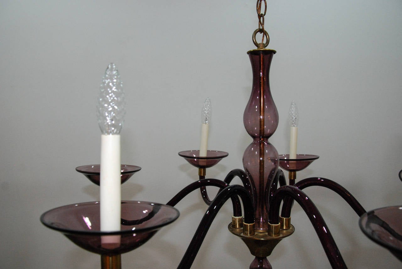 Purple Murano Glass and Brass Chandelier in the Style of Pauly and Cie, 1950s In Excellent Condition For Sale In Richmond, VA