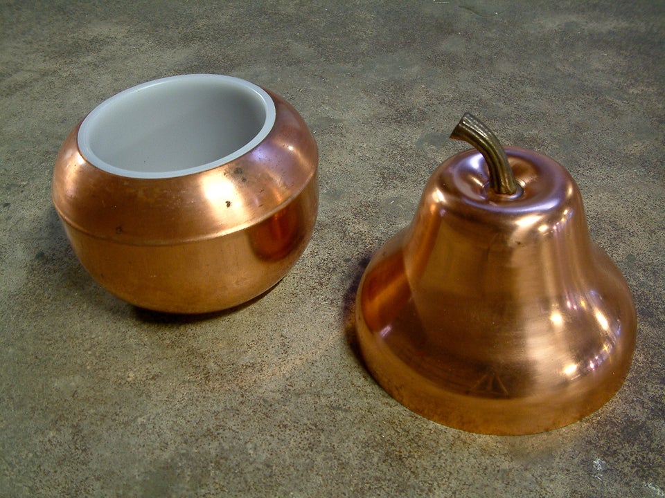 Raymor Italian Copper Pear Ice Bucket In Good Condition For Sale In Richmond, VA