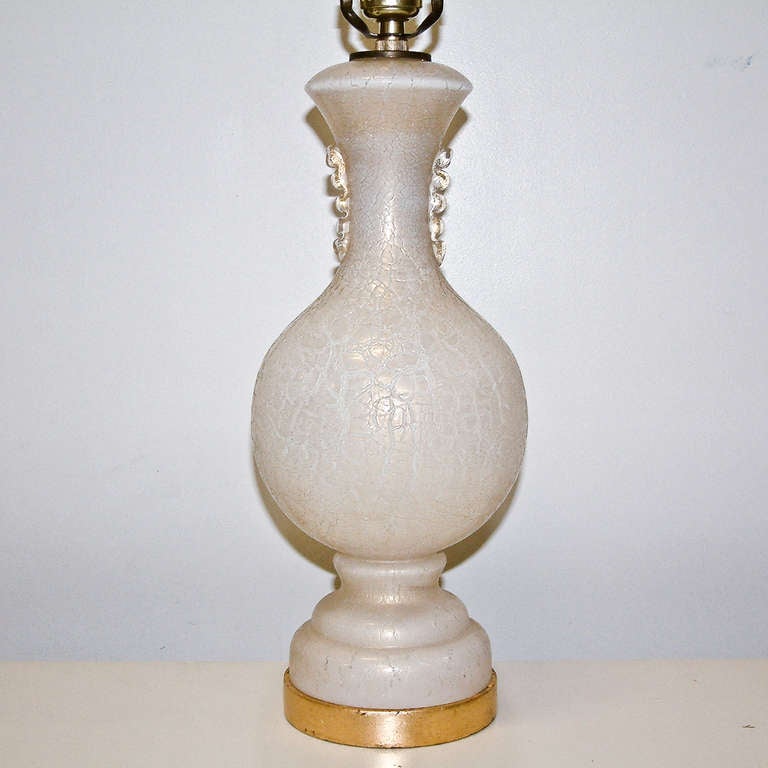 White and Gold Murano Glass Table Lamp In Excellent Condition For Sale In Richmond, VA