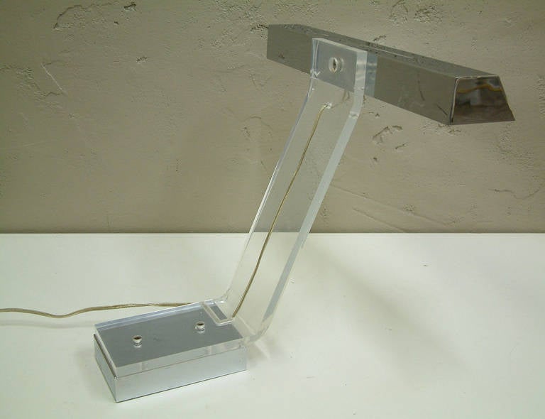 Polished Stainless Steel and Lucite Desk Lamp, circa 1970 For Sale 1