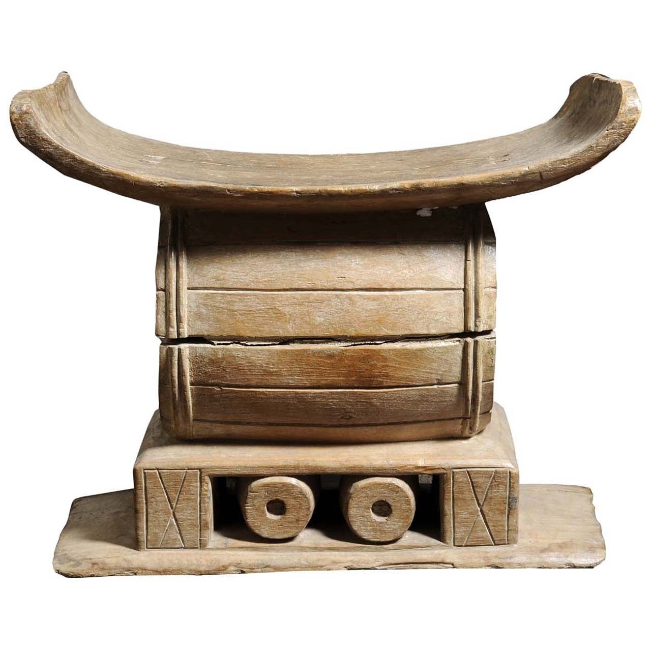 Carved wood chair - Ca 1900 - Ghana For Sale