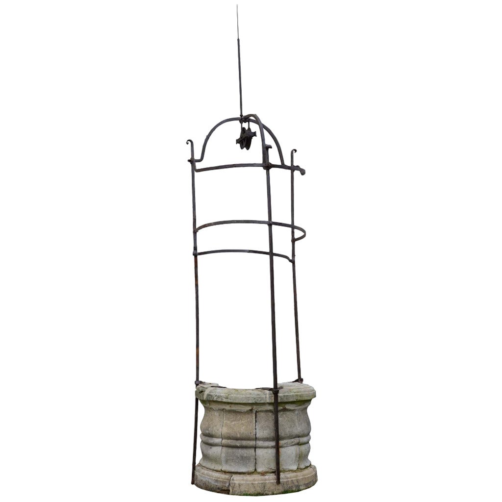 French Louis XIV Period Stone and Wrought Iron Well Curbstone, 17th Century For Sale