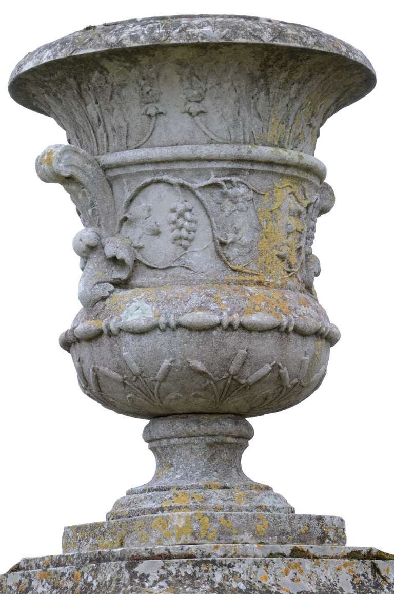 French Important Stone Vase and Its Pedestal - 19th Century