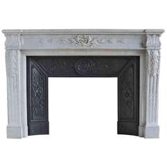 French Louis The 16th Style White Marble Fireplace and its Cast Iron Reduction - 19th Century