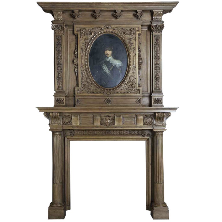 French Renaissance style wallnut fireplace - Ca 1880