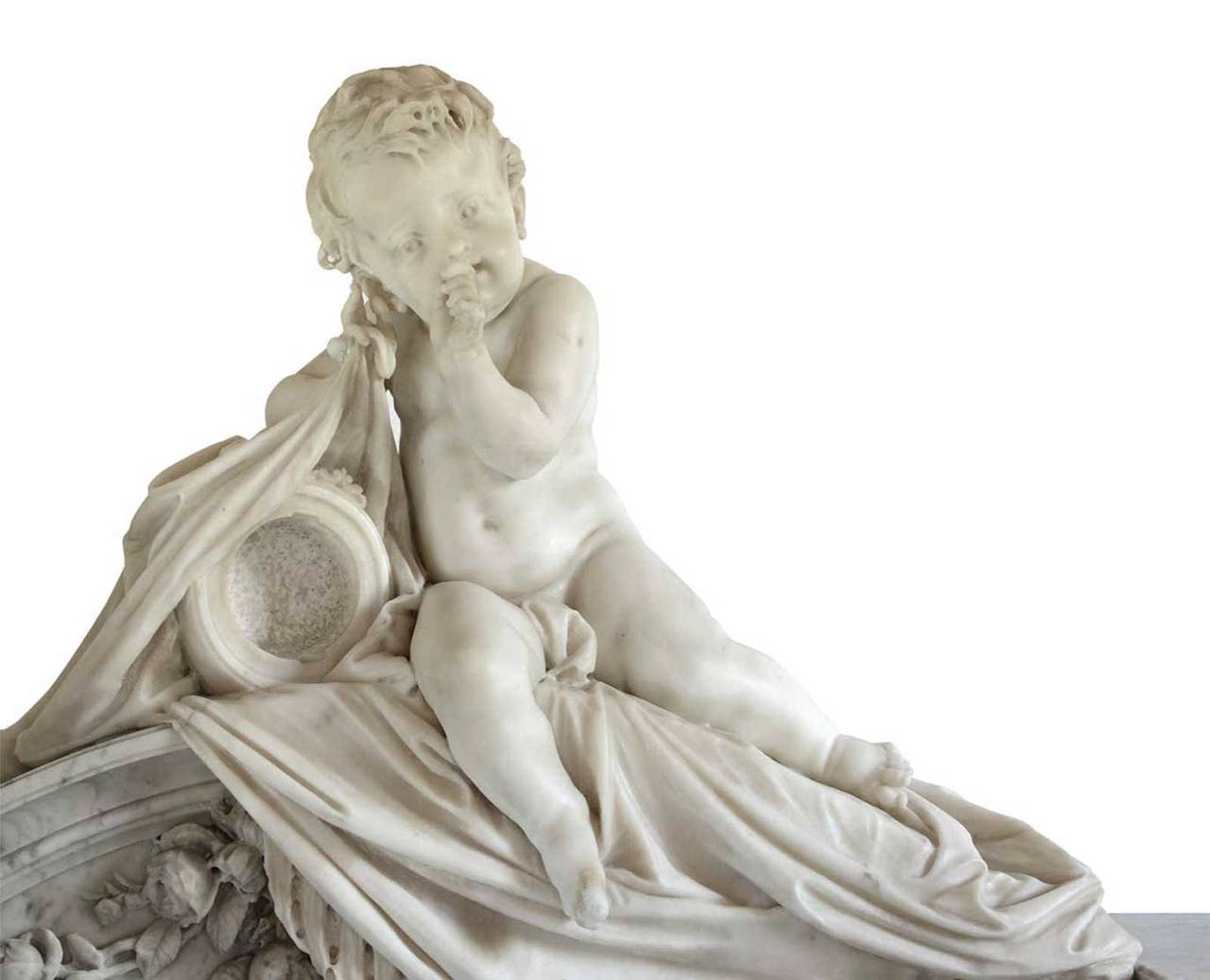 Carrara Marble Fireplace Surmounted by a Marble Putto, 19th Century In Good Condition For Sale In Richebourg, Yvelines