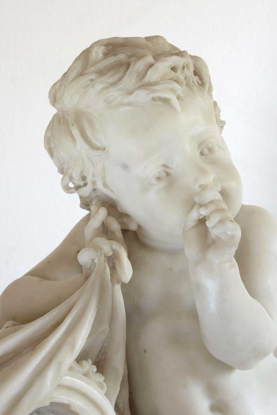 Carrara Marble Fireplace Surmounted by a Marble Putto, 19th Century For Sale 2