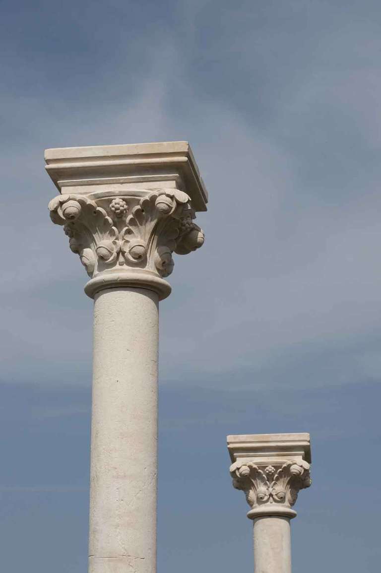 Stone Pair of stone columns - 19th Century For Sale