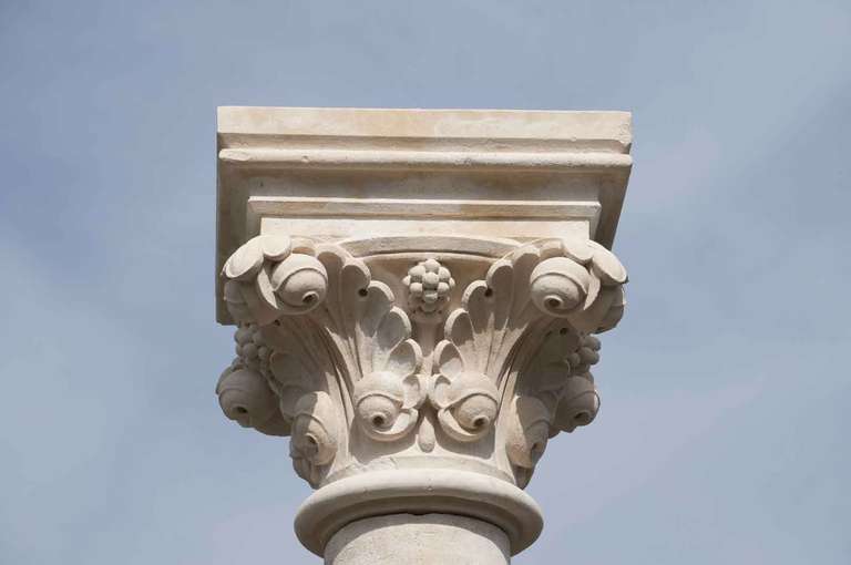 Pair of stone columns - 19th Century For Sale 1