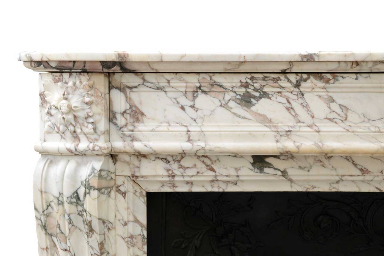 French Louis XVI Style Arabescato Marble Fireplace, 19th Century 1
