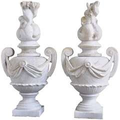 Pair of white marble fire urns - 19th century