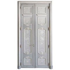 Pair of doors maded of French Regence style oakwood  woodwork carved panels.
