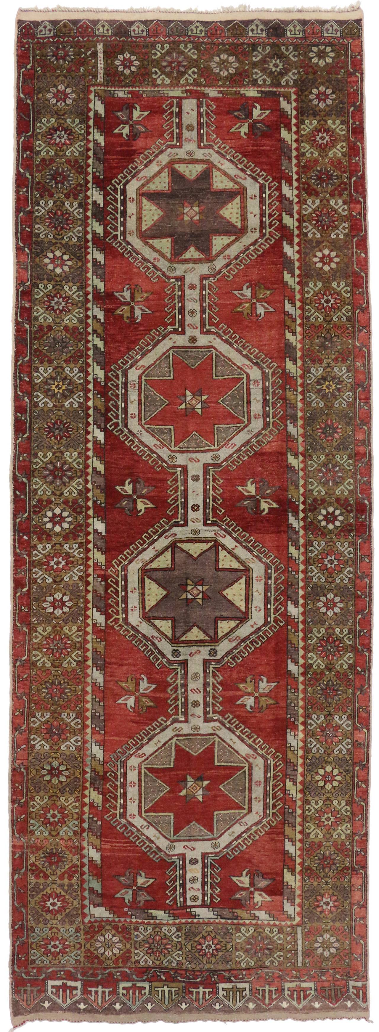 Turco Coppia di tappeti turchi d'epoca Oushak Gallery con stile moderno di metà secolo in vendita