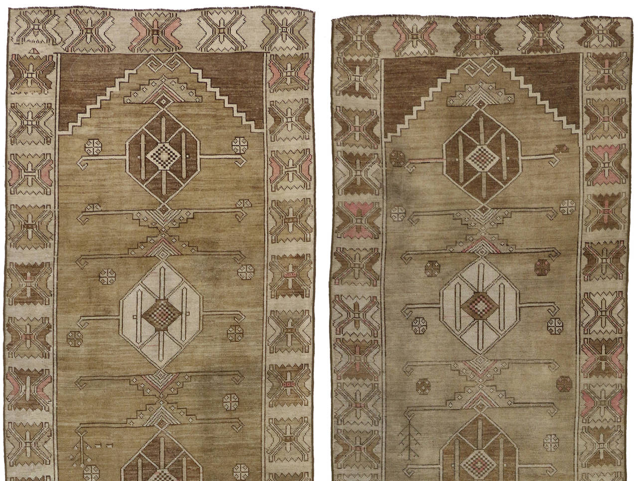 Pair of Vintage Turkish Oushak Runners, Matching Hallway Runners In Good Condition In Dallas, TX