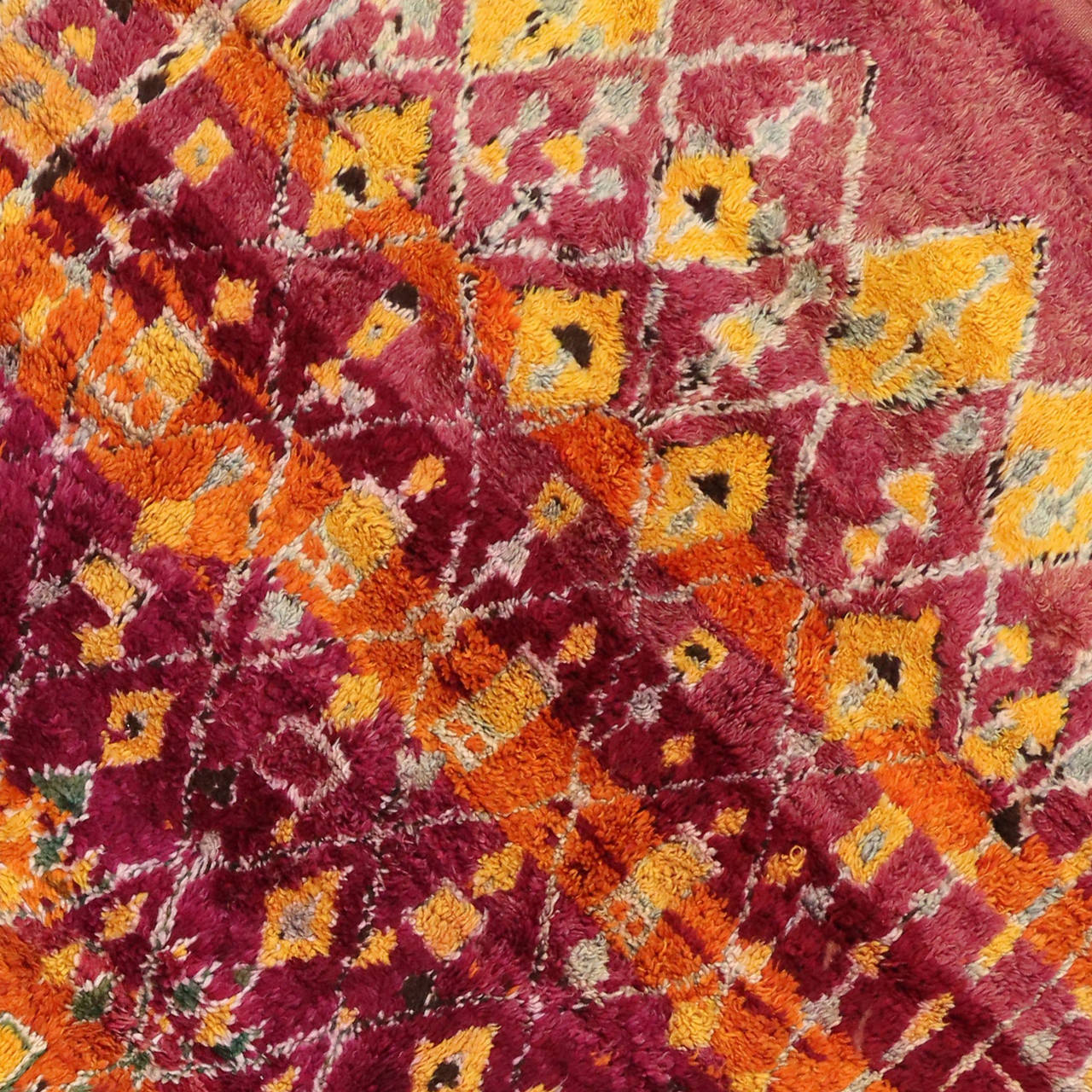 Vintage Moroccan Rug with Indian Summer Colors, 06'10