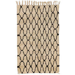 Vintage Mid Century Modern Moroccan Rug 5'2" x 8'