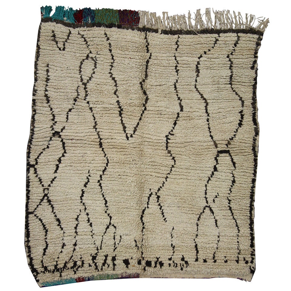 Berber Moroccan Rug with Minimalist Design and Mid-Century Modern Style